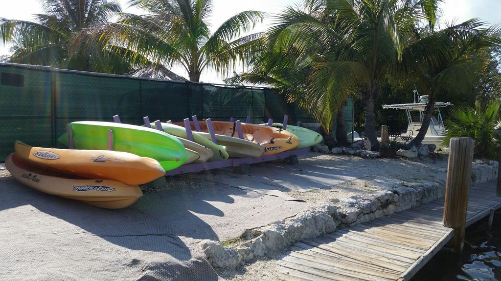 Coconut Cay 3*