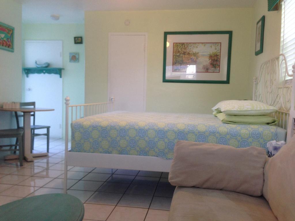 Hotel Angelfish 2*