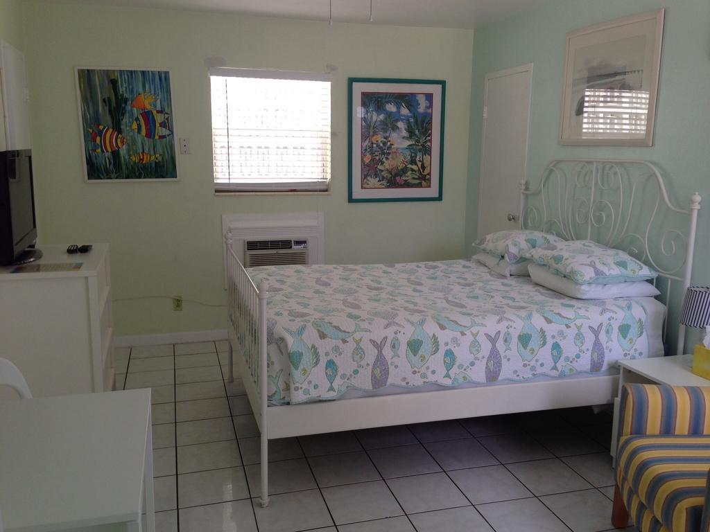 Angelfish Hotel 2*