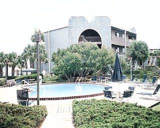 Hibiscus Oceanfront 2*