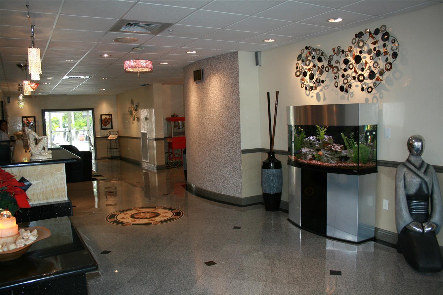 Days & By Wyndham North Naples
