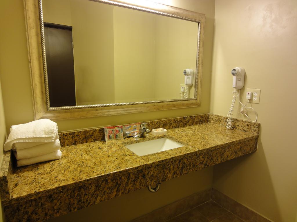Oceans & 3* Pompano Beach