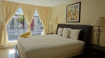 Hotel Rooftop - Clothing Optional - Adult Only 2*