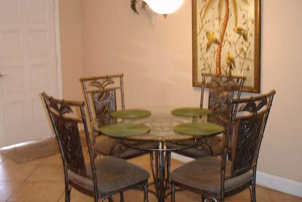 Apartment Alamanda On Holmes
