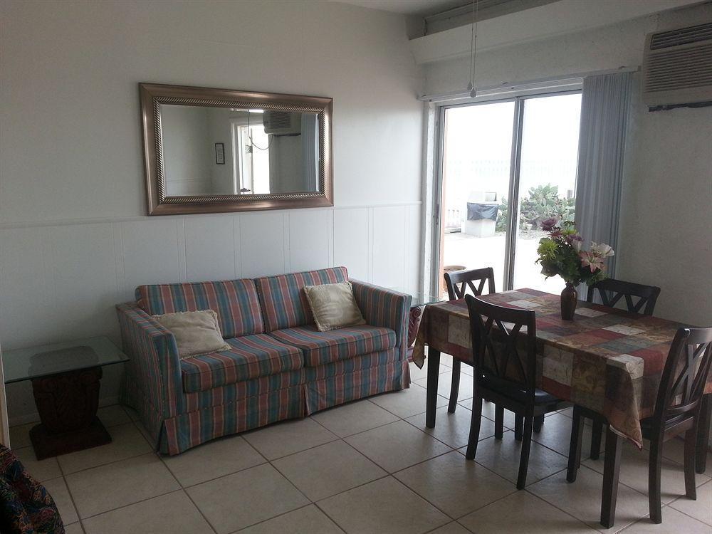 Bleu Beach Resort Indialantic