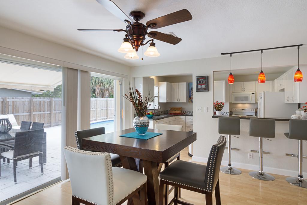 Beachway Per Ankh Pompano Beach