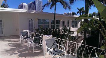 Grand Palm Plaza