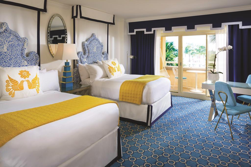 Resort Eau Palm &