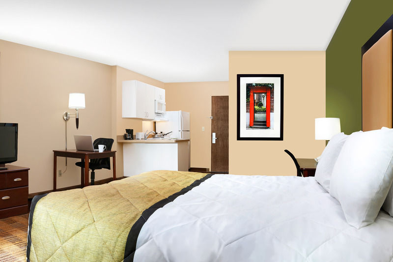 Hotel Extended America - - Commerce
