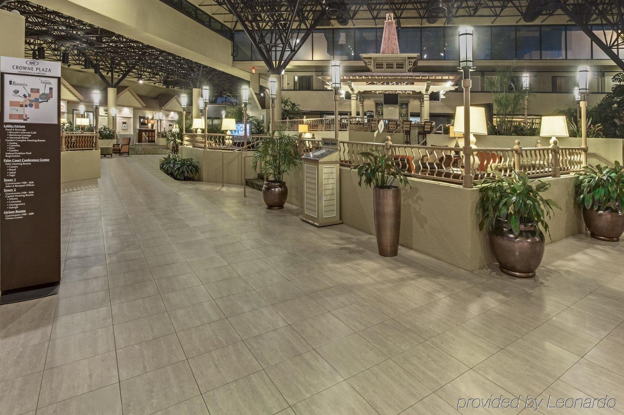 Hotel Express & Airport By Ihg 3*