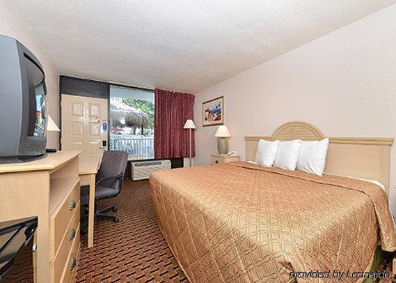 Inn Rodeway 2*