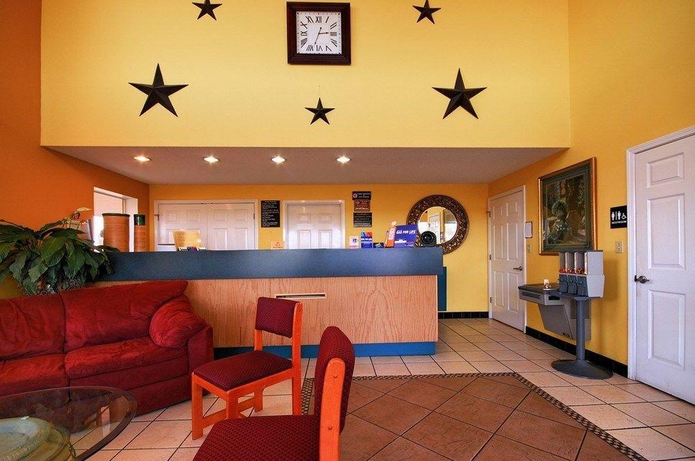 Super 8 - N.a.s. / Corry Area Pensacola
