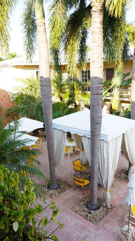 La Casa Hotel 2*