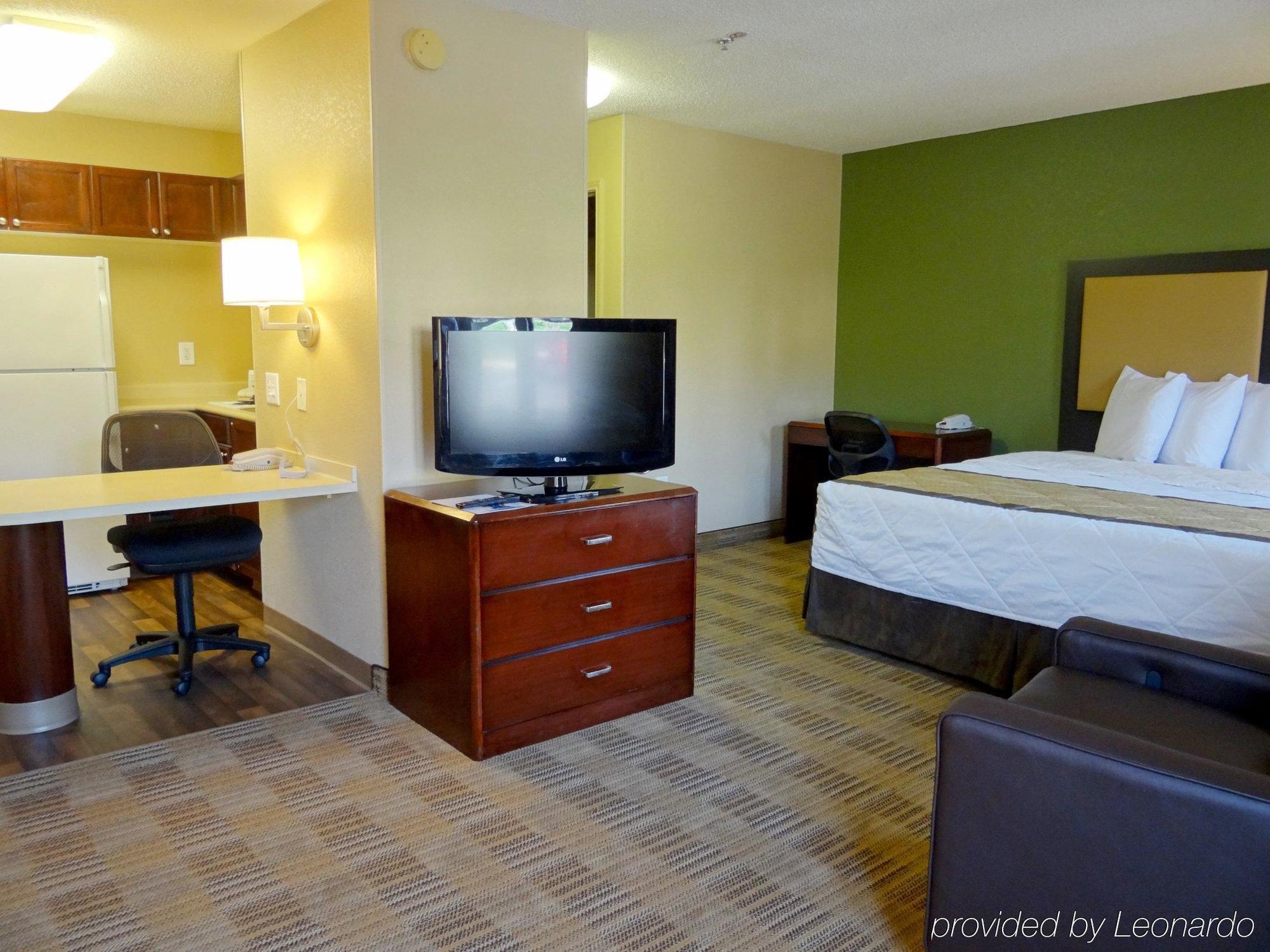 Extended America - - Deerwood Park Hotel Jacksonville