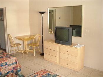 Knights Hallandale Hotel Hollywood