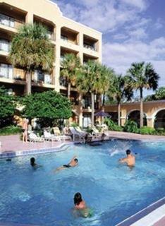 Hotel Ramada By Wyndham Downtown Kissimmee