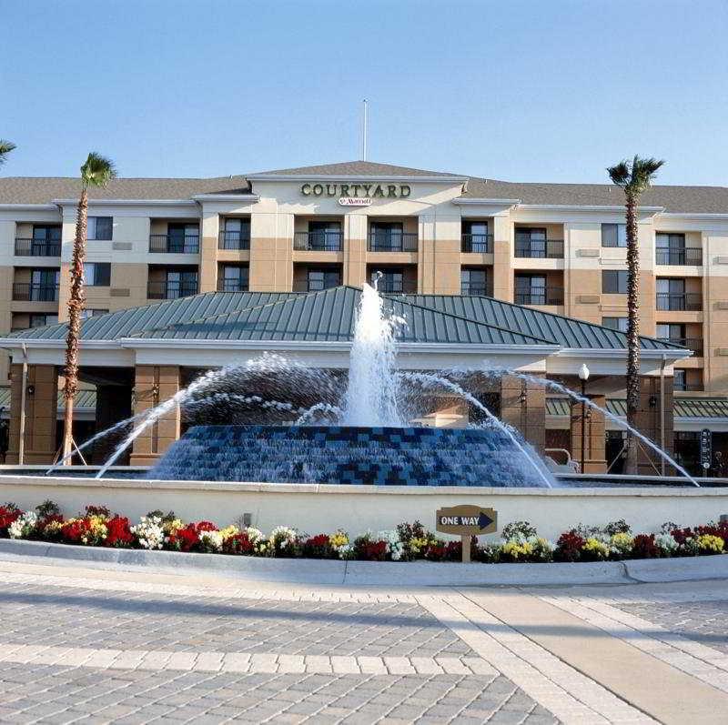 Hotel Courtyard By Marriott Orlando Buena Vista In The Marriott Village 3*