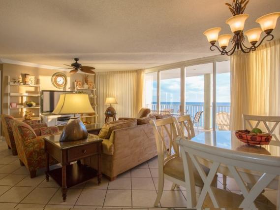 Long By Collection Apartment