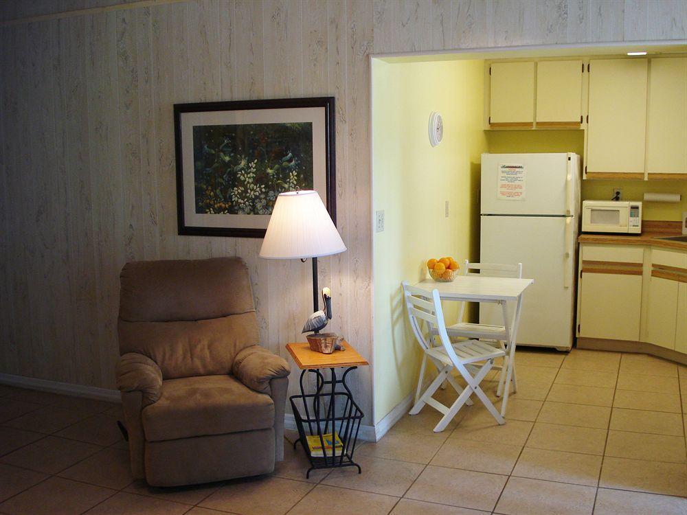 A Place To Be Beach Motel
