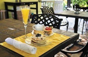 Mango 3* Lake Worth Beach