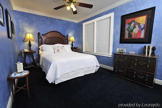 Mango Bed & Breakfast