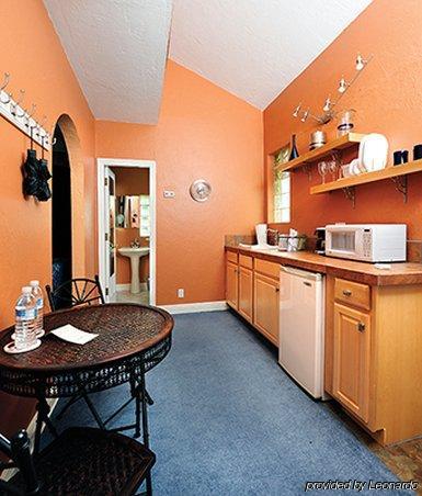 Mango Bed & Breakfast Lake Worth Beach