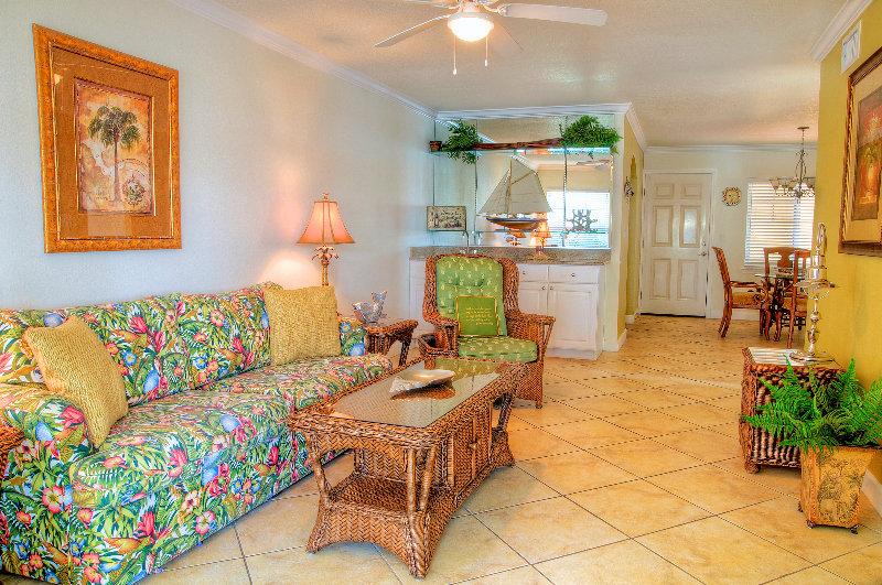 Barefoot 4* Clearwater Beach