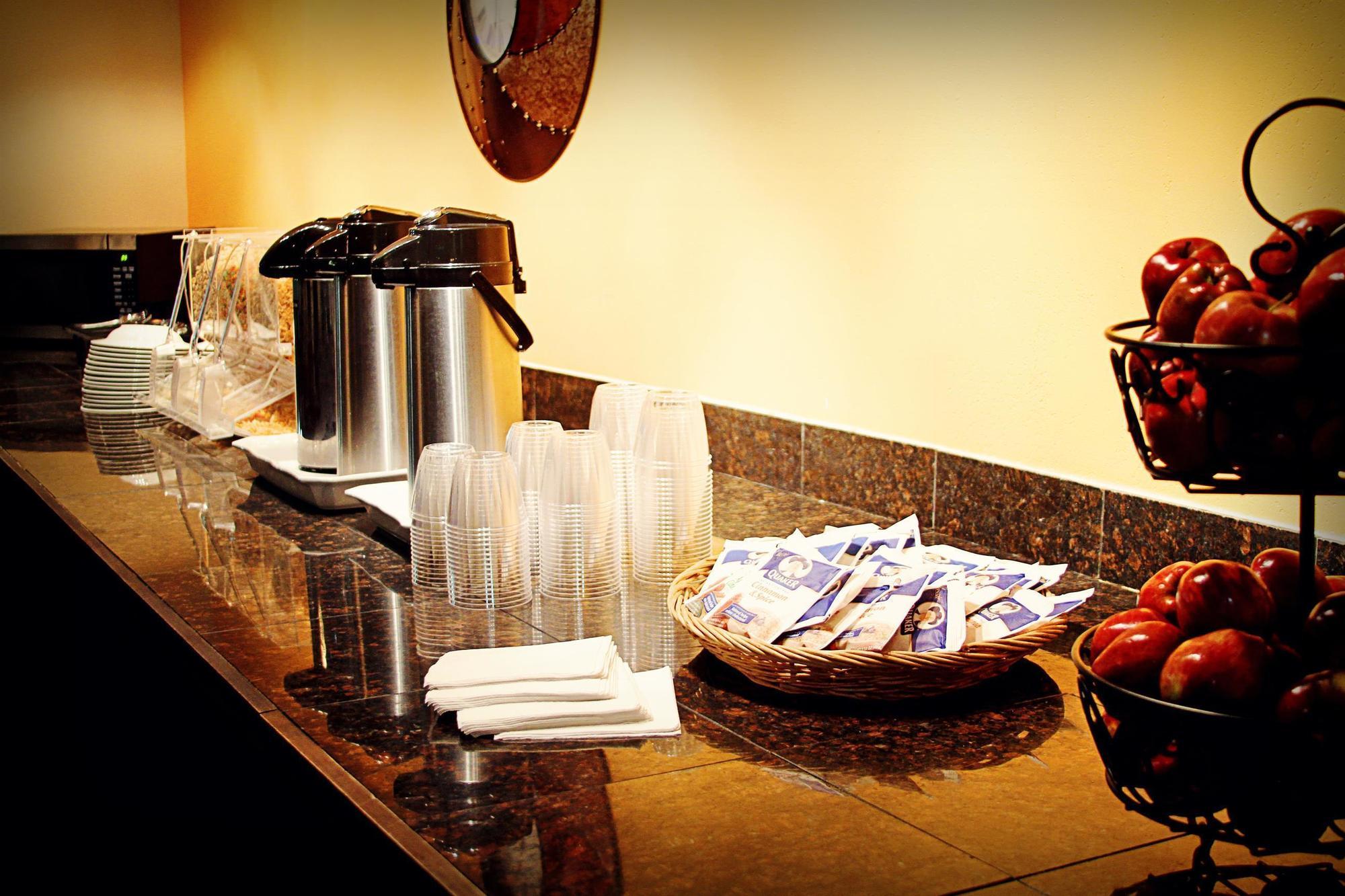 Ramada By Wyndham Downtown 3* Kissimmee