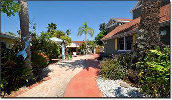 Sea Breeze Manor Bed & Breakfast 3*