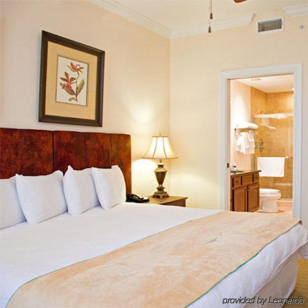 Emerald Greens Apartment *