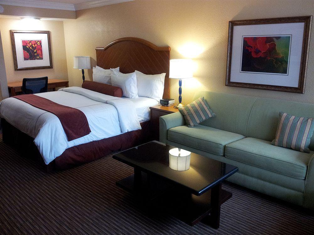 Maingate Hotel 3*