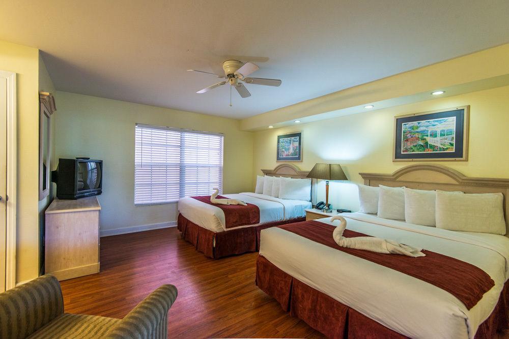 Lighthouse Resort: & Inn Fort Myers Beach