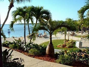 Hampton 3*