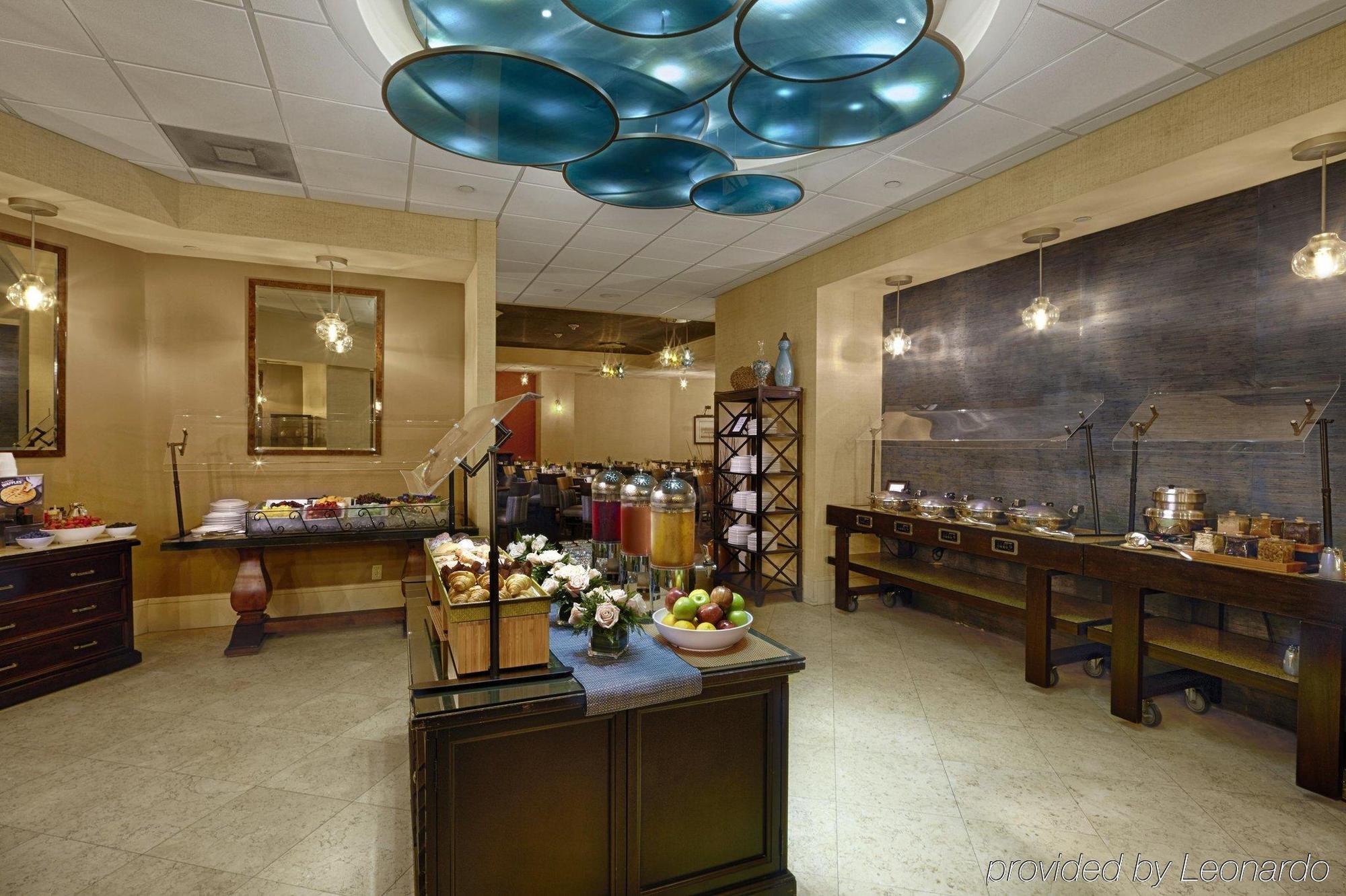 Doubletree By Hilton Downtown Hotel 4*