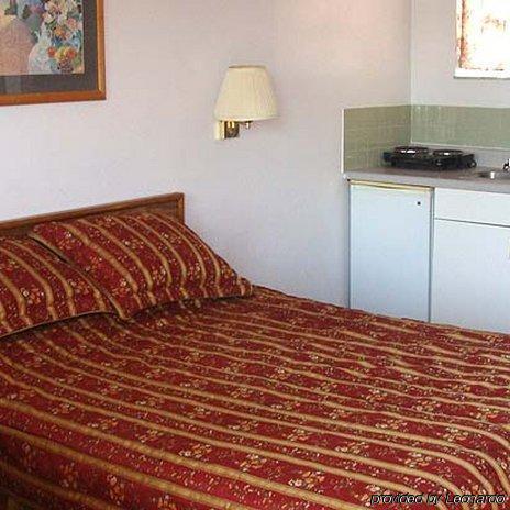 Beachwalk Motel Clearwater Beach