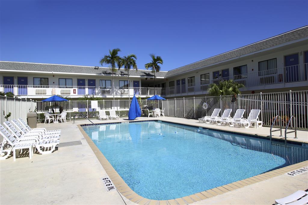 6-lantana West Palm Beach, Fl 2* Lantana
