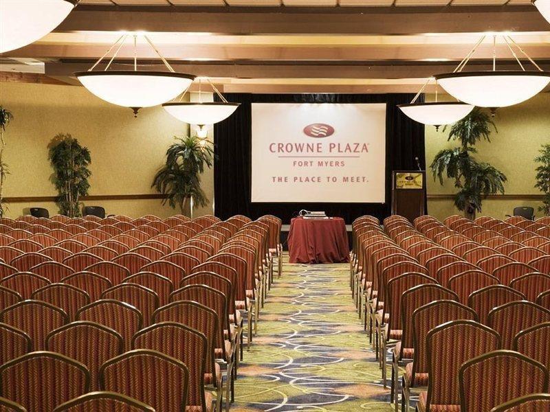 Hotel Doubletree By Hilton Myers At Bell Tower Shops 4*