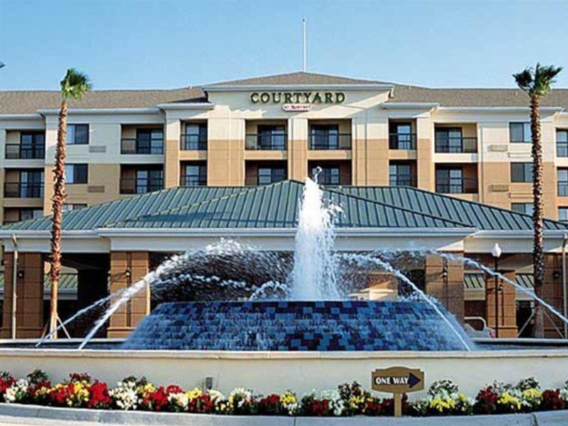 Hotel Courtyard By Marriott Orlando Buena Vista In The Marriott Village Lake Buena Vista