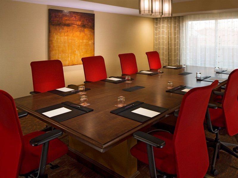 Hotel Four Points By Sheraton Airport Westshore