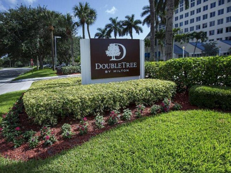 Hotel Doubletree By Hilton Deerfield Boca Raton Deerfield Beach