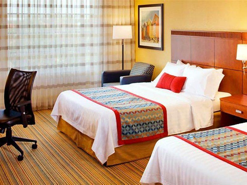 Courtyard By Marriott Lauderdale Airport & Cruise Port Dania Beach