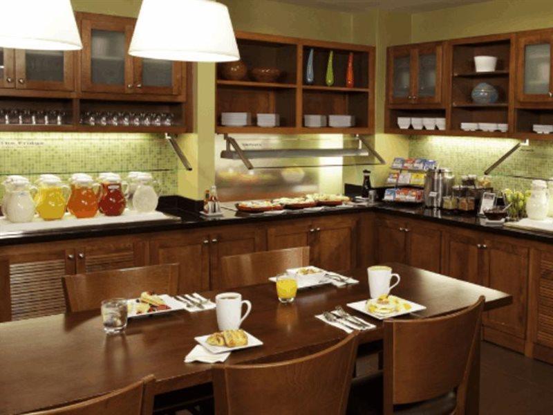 Hyatt Place Lauderdale Airport/cruise Port