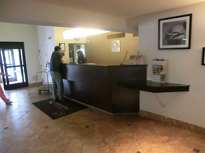 Inn Sleep Miami Airport 2*