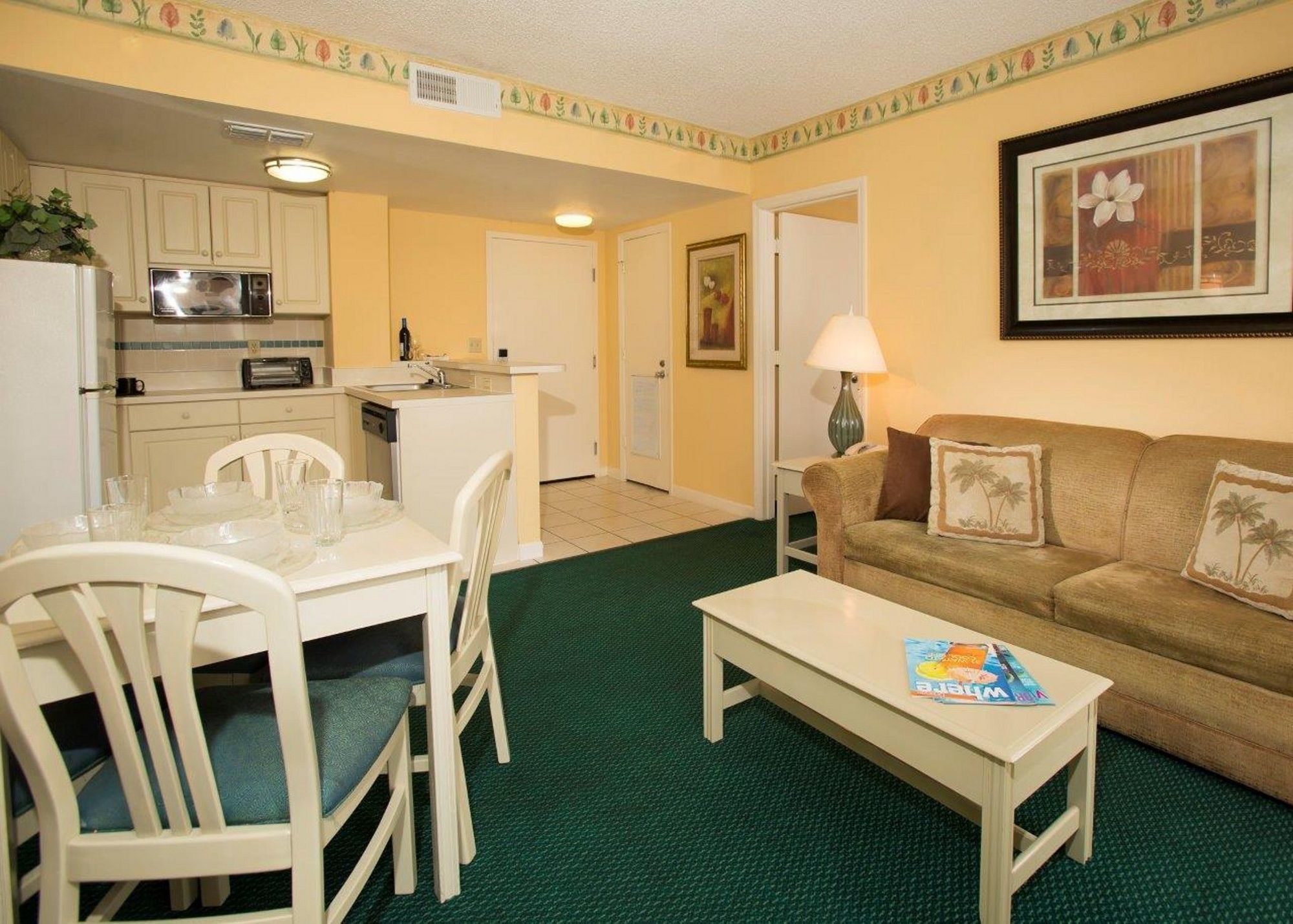 Hotel Enclave Suites, A Staysky & Near Universal