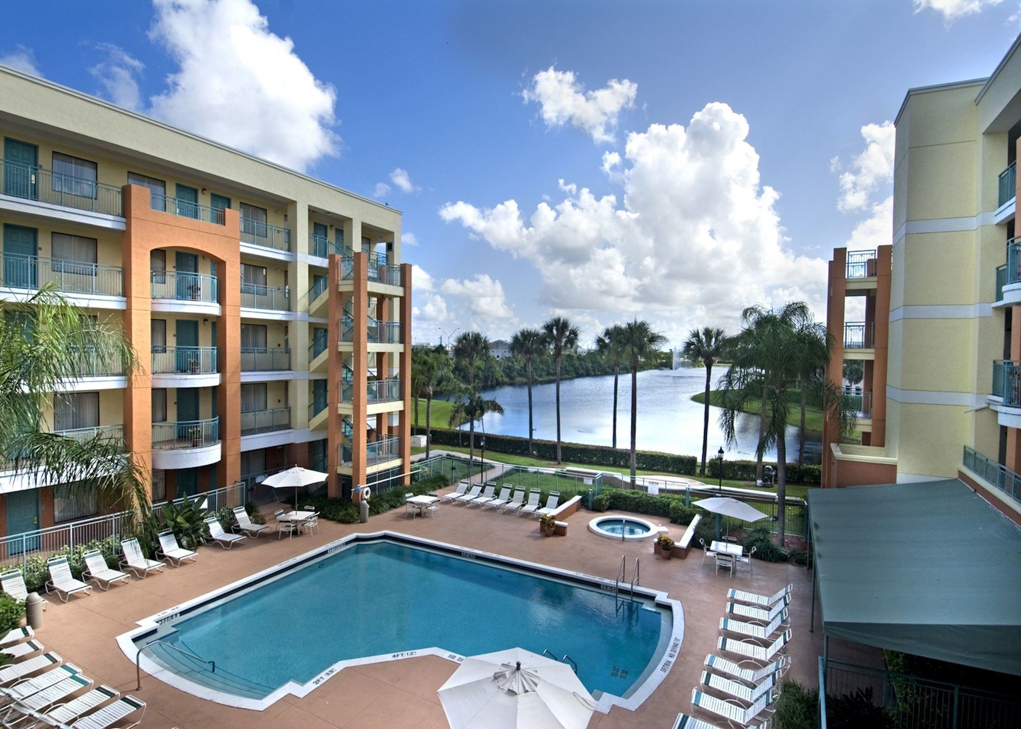 Hotel Western Deerfield & 3*