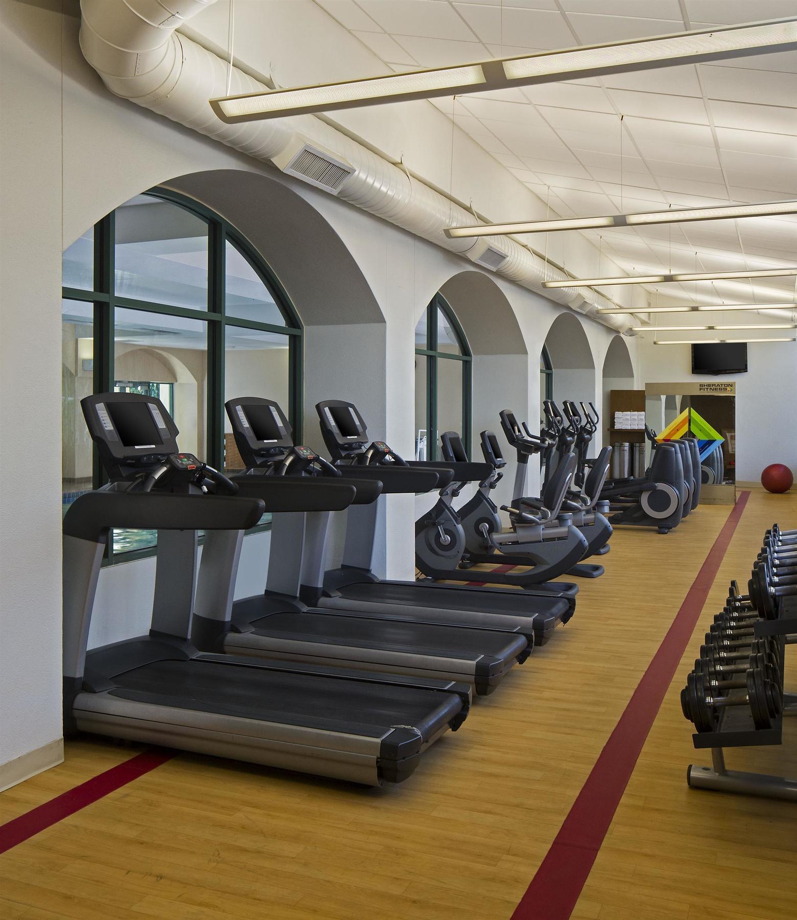 Hotel Four Points By Sheraton Airport Westshore