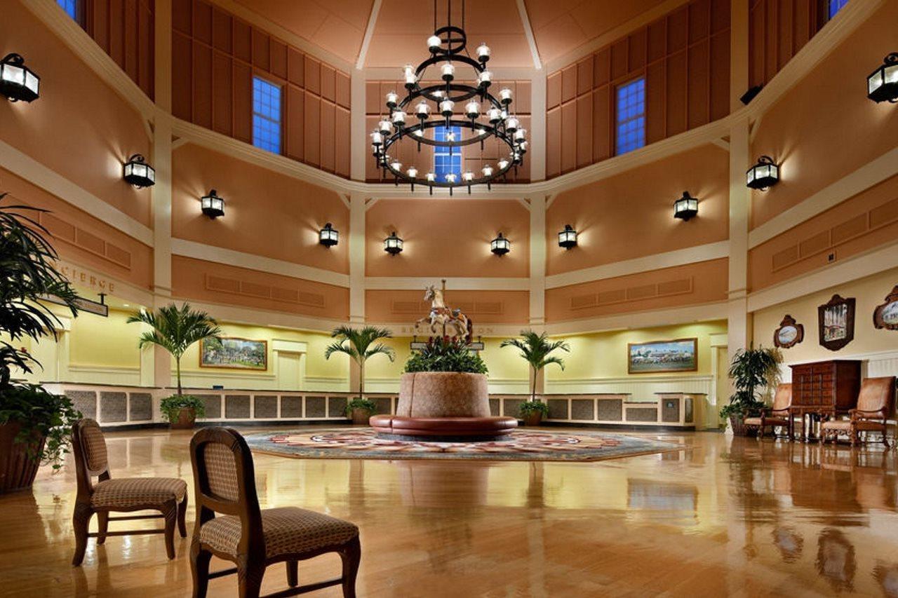 Disney's Saratoga Springs &