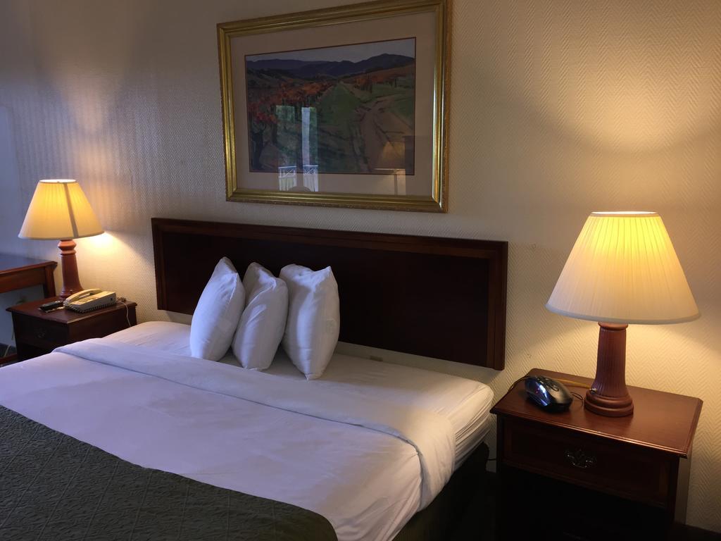 Sawgrass & Conference Center