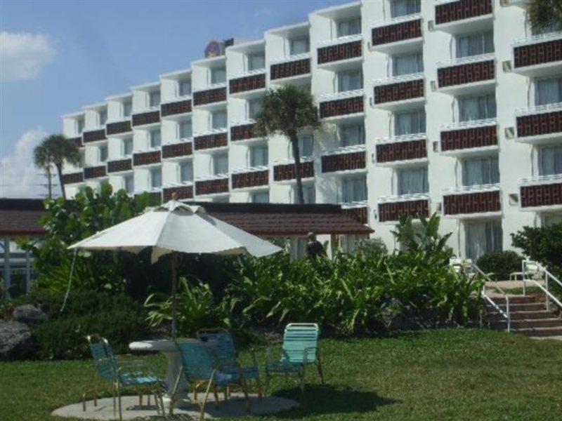 Hotel Western Aku Tiki Daytona Beach