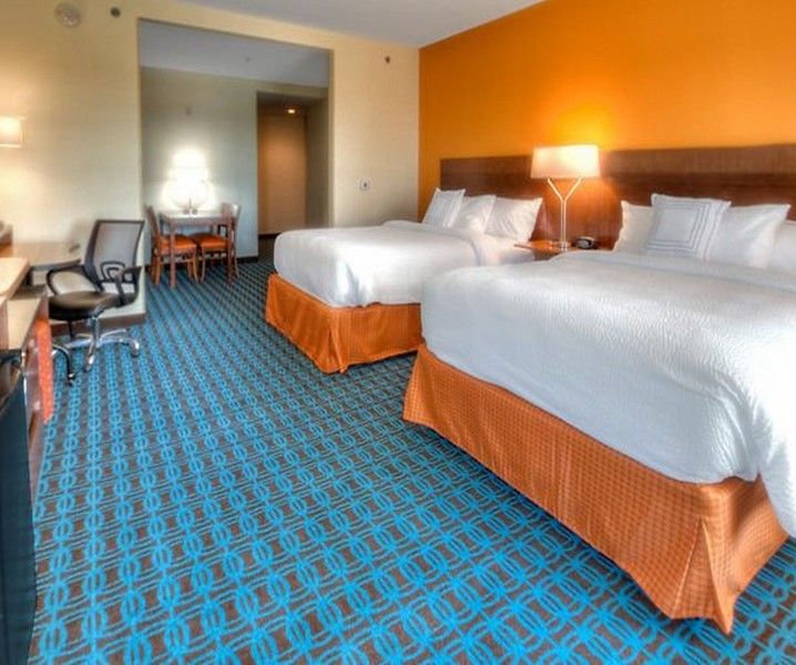 Hotel Fairfield & By Marriott 3*